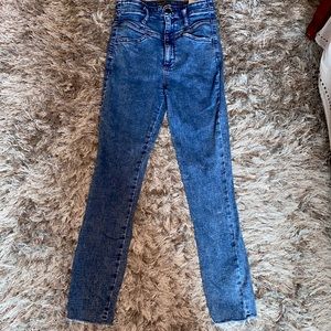 Abercrombie & Fitch Ultra High Rise Skinny Jeans